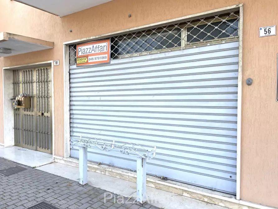Immagine 4 di Negozio in vendita  in Via Roma a Brugine