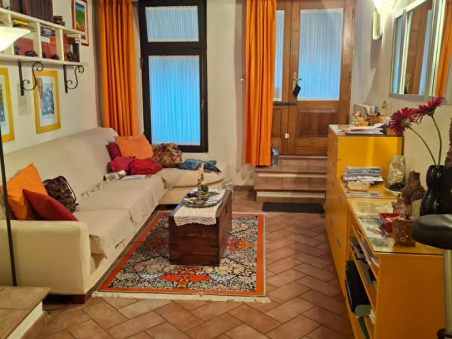 Immagine 3 di Casa indipendente in vendita  a Torrita Di Siena