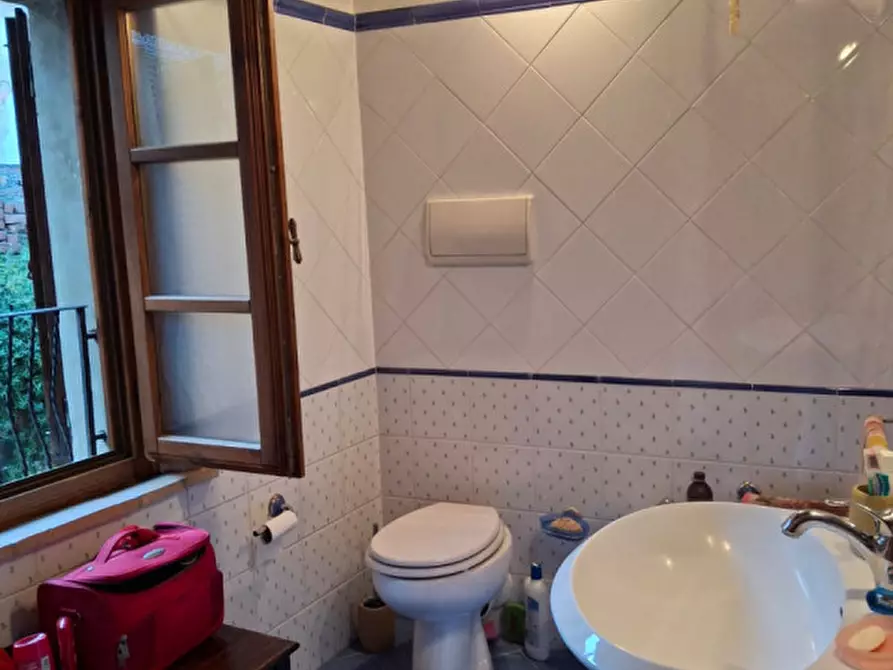 Immagine 16 di Casa indipendente in vendita  a Torrita Di Siena