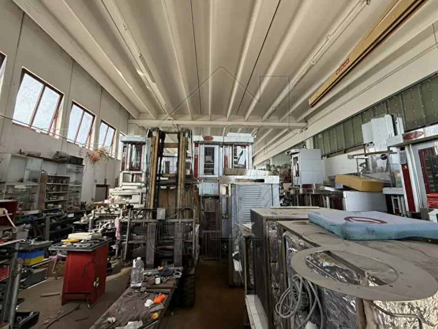 Immagine 1 di Capannone industriale in vendita  a Noventa Vicentina