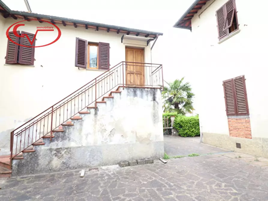 Immagine 1 di Appartamento in vendita  in Via Aretina a Montevarchi