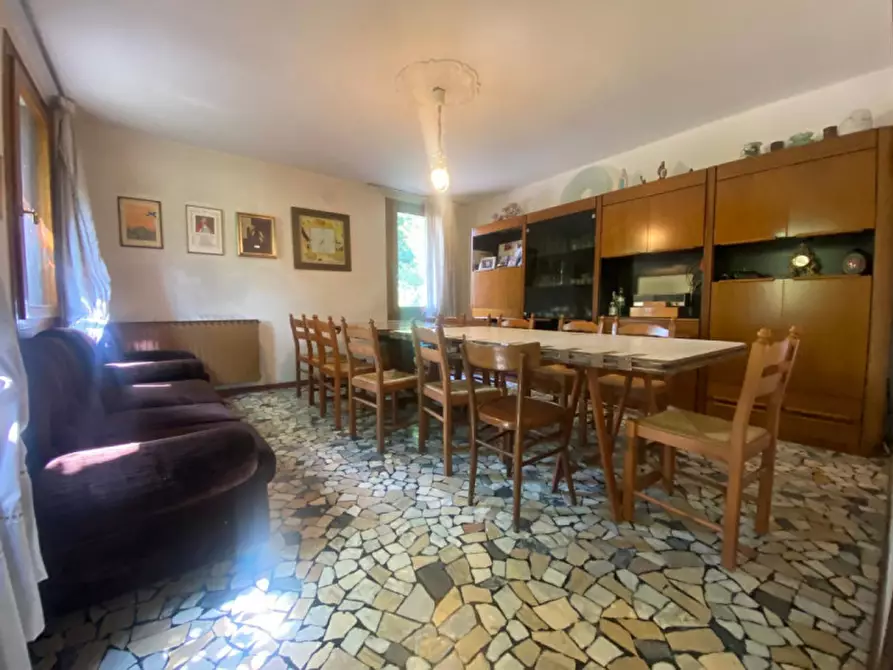 Immagine 1 di Casa bifamiliare in vendita  in Via San Cristoforo a Costabissara