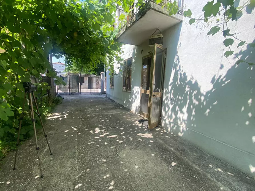 Immagine 5 di Casa bifamiliare in vendita  in Via San Cristoforo a Costabissara