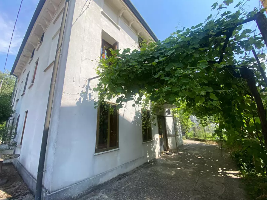 Immagine 6 di Casa bifamiliare in vendita  in Via San Cristoforo a Costabissara
