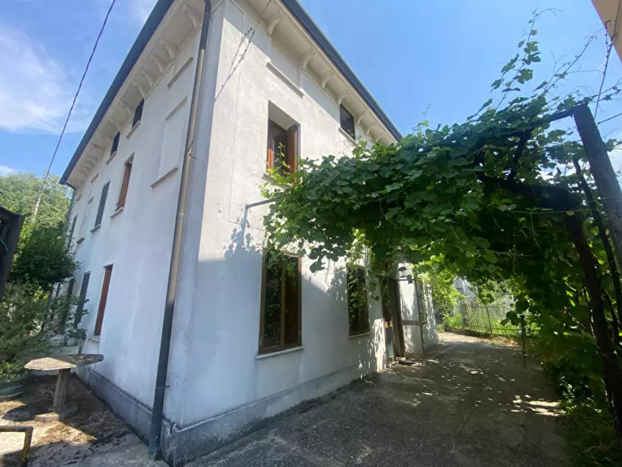 Immagine 8 di Casa bifamiliare in vendita  in Via San Cristoforo a Costabissara
