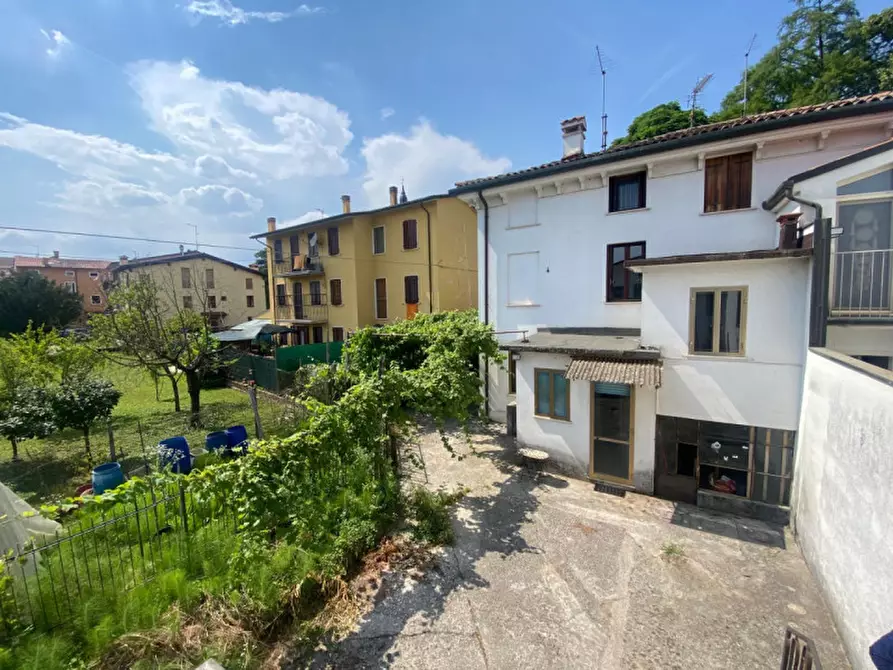 Immagine 33 di Casa bifamiliare in vendita  in Via San Cristoforo a Costabissara