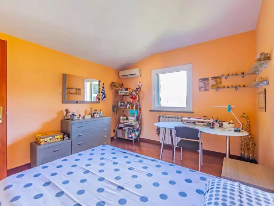 Immagine 9 di Casa bifamiliare in vendita  in Via dell'Ariete a Guidonia Montecelio