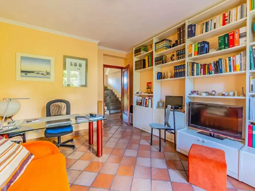 Immagine 21 di Casa bifamiliare in vendita  in Via dell'Ariete a Guidonia Montecelio