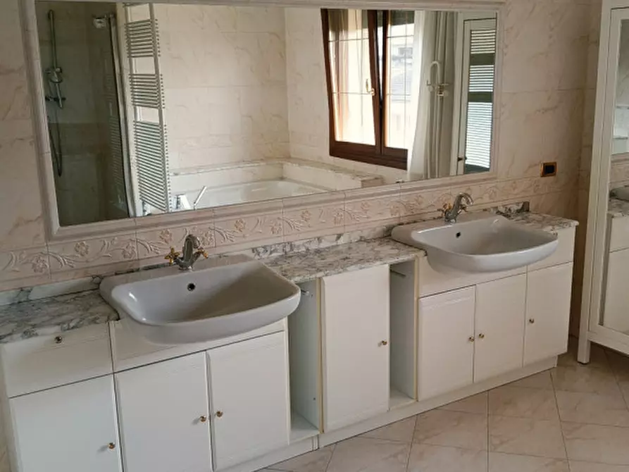 Immagine 25 di Villa in vendita  a Vigonovo