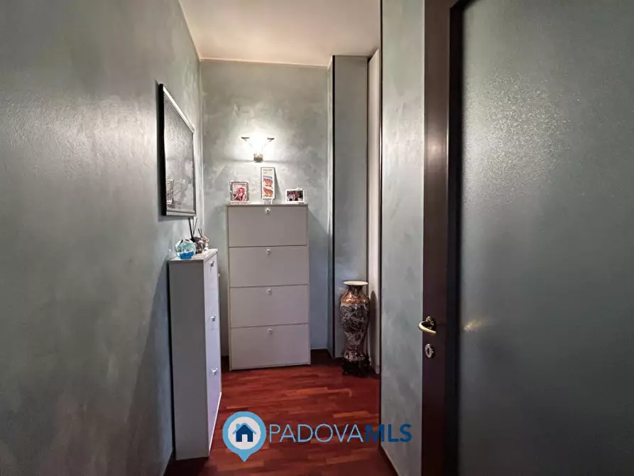 Immagine 10 di Appartamento in vendita  in VIA VINCIGUERRA a Padova