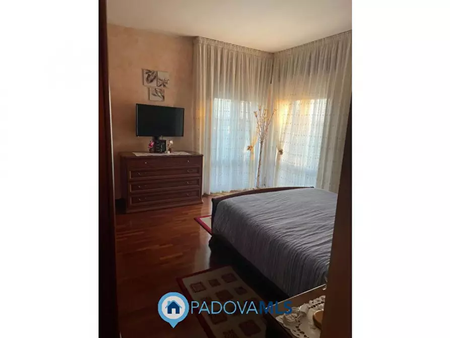 Immagine 14 di Appartamento in vendita  in VIA VINCIGUERRA a Padova