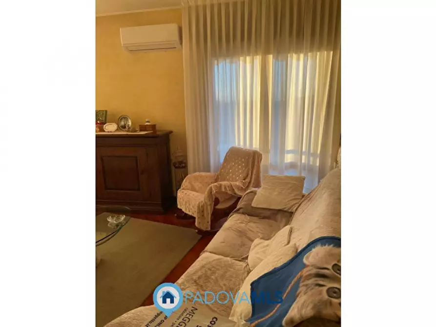 Immagine 15 di Appartamento in vendita  in VIA VINCIGUERRA a Padova