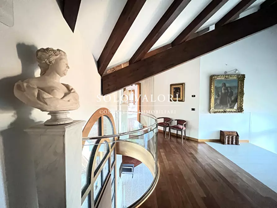 Immagine 3 di Villa in vendita  a Castelfranco Veneto