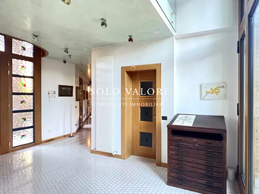 Immagine 17 di Villa in vendita  a Castelfranco Veneto