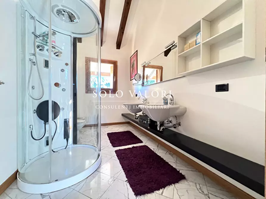 Immagine 23 di Villa in vendita  a Castelfranco Veneto