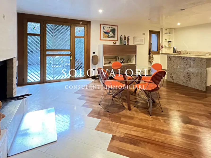 Immagine 25 di Villa in vendita  a Castelfranco Veneto