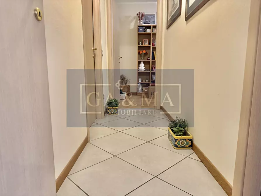 Immagine 10 di Appartamento in vendita  a Parma