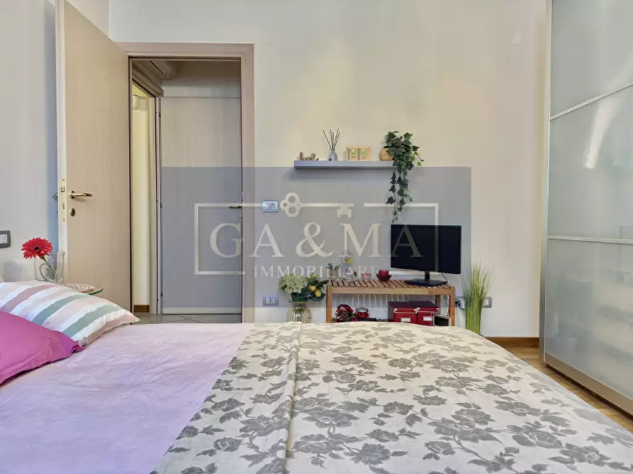 Immagine 13 di Appartamento in vendita  a Parma