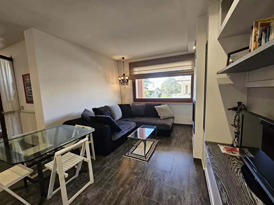 Immagine 17 di Attico in vendita  in Via Treviso 29g a Foligno