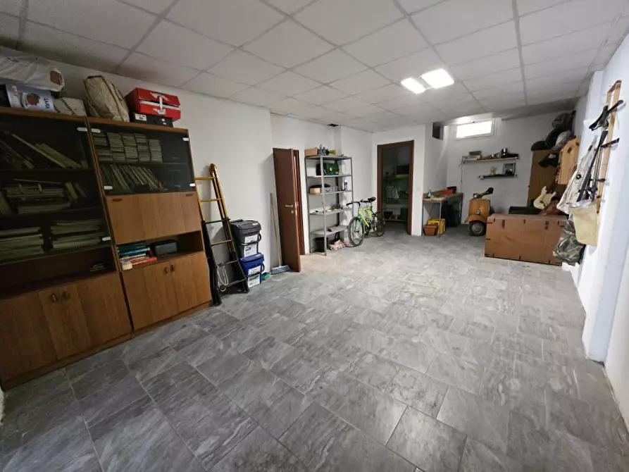 Immagine 49 di Attico in vendita  in Via Treviso 29g a Foligno