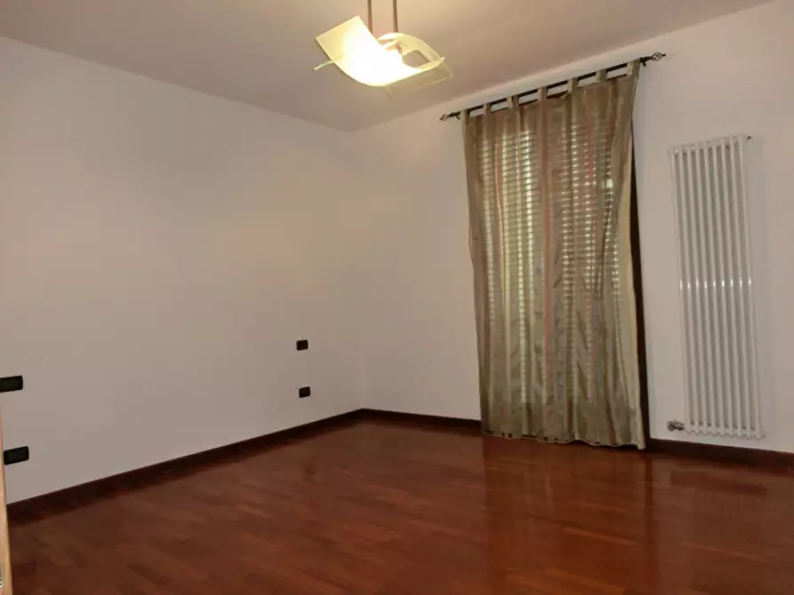 Immagine 4 di Appartamento in vendita  in Via Felice Polanzani a Salzano