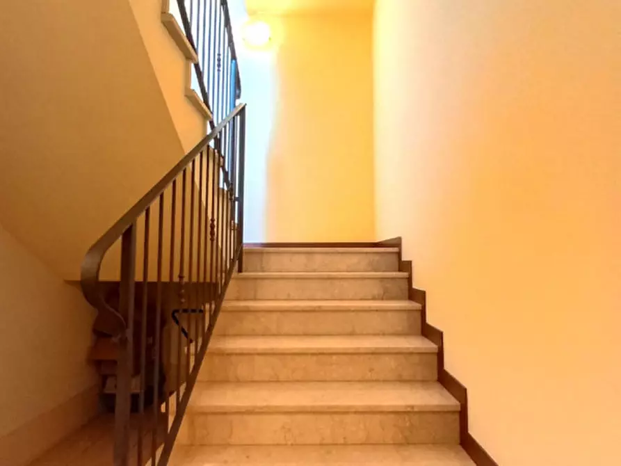 Immagine 13 di Appartamento in vendita  in Via San Martino 27 a Solferino
