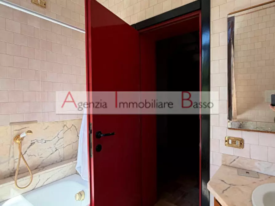 Immagine 26 di Casa bifamiliare in vendita  in via monte ASOLONE a Padova