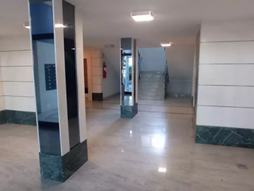 Immagine 5 di Appartamento in affitto  in VIA PORTOGALLO a Montesilvano