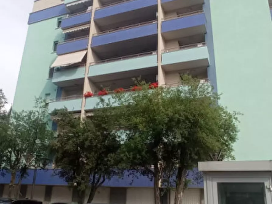 Immagine 15 di Appartamento in affitto  in VIA PORTOGALLO a Montesilvano