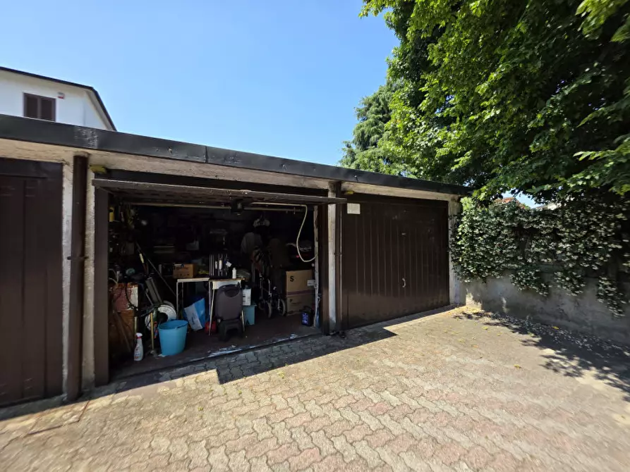 Immagine 15 di Appartamento in vendita  in Via Roma 61 a Bellinzago Lombardo