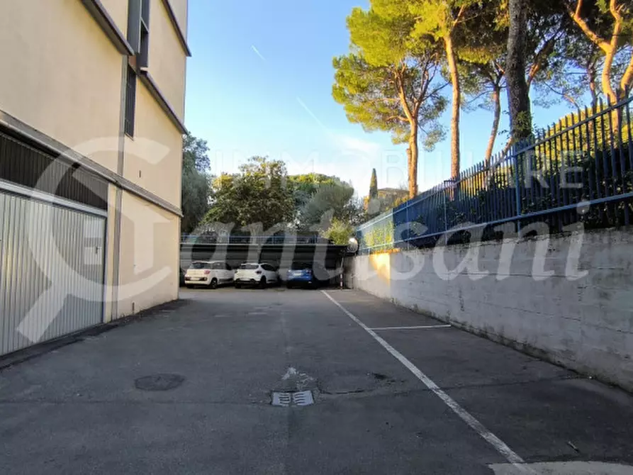 Immagine 17 di Garage in affitto  in Largo Michele Liverani a Firenze