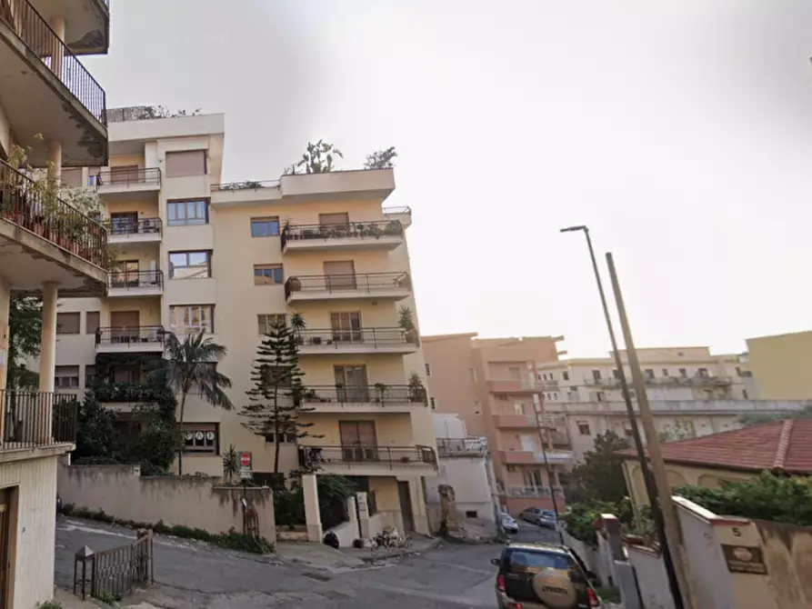 Immagine 1 di Attico in vendita  in Via Cappuccinelli a Reggio Di Calabria
