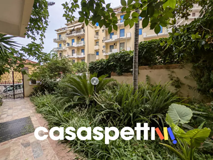 Immagine 4 di Attico in vendita  in Via Cappuccinelli a Reggio Di Calabria