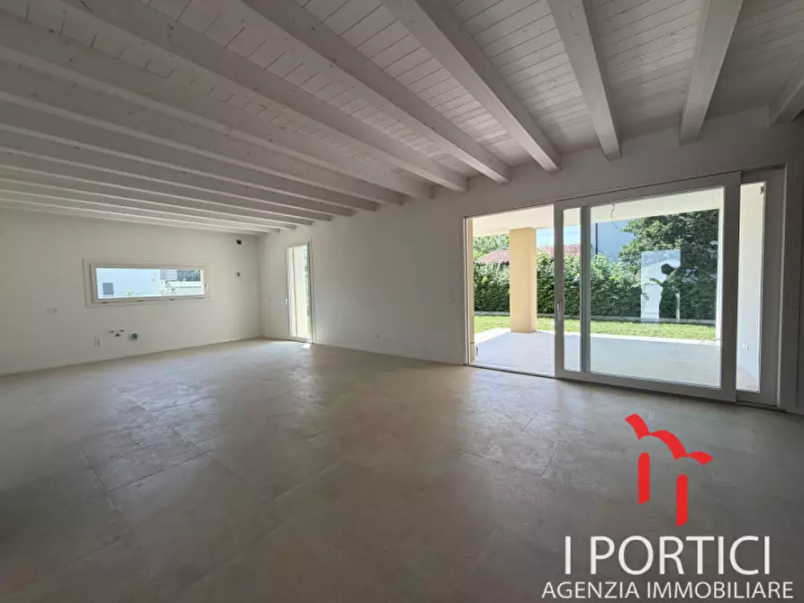 Immagine 2 di Villa in vendita  in via frattin a Scorzè