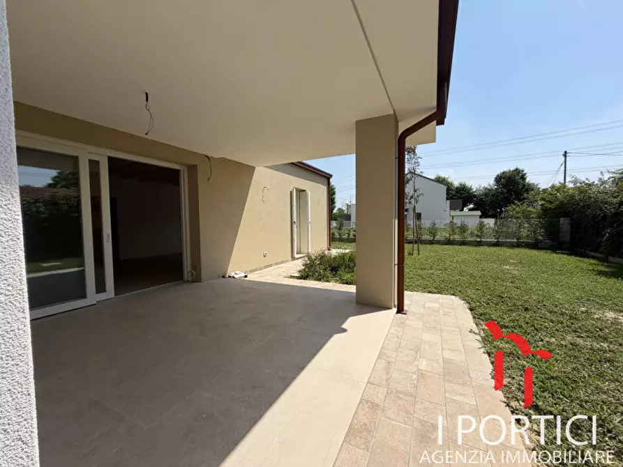Immagine 4 di Villa in vendita  in via frattin a Scorzè
