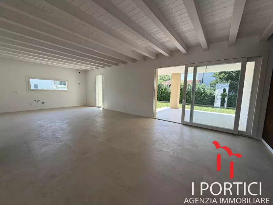 Immagine 6 di Villa in vendita  in via frattin a Scorzè