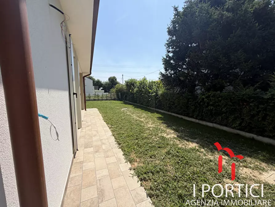 Immagine 29 di Villa in vendita  in via frattin a Scorzè