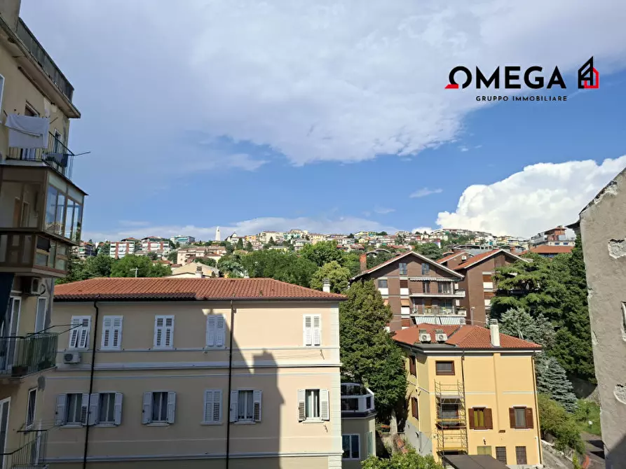 Immagine 3 di Appartamento in vendita  in Via Piccardi 18 a Trieste