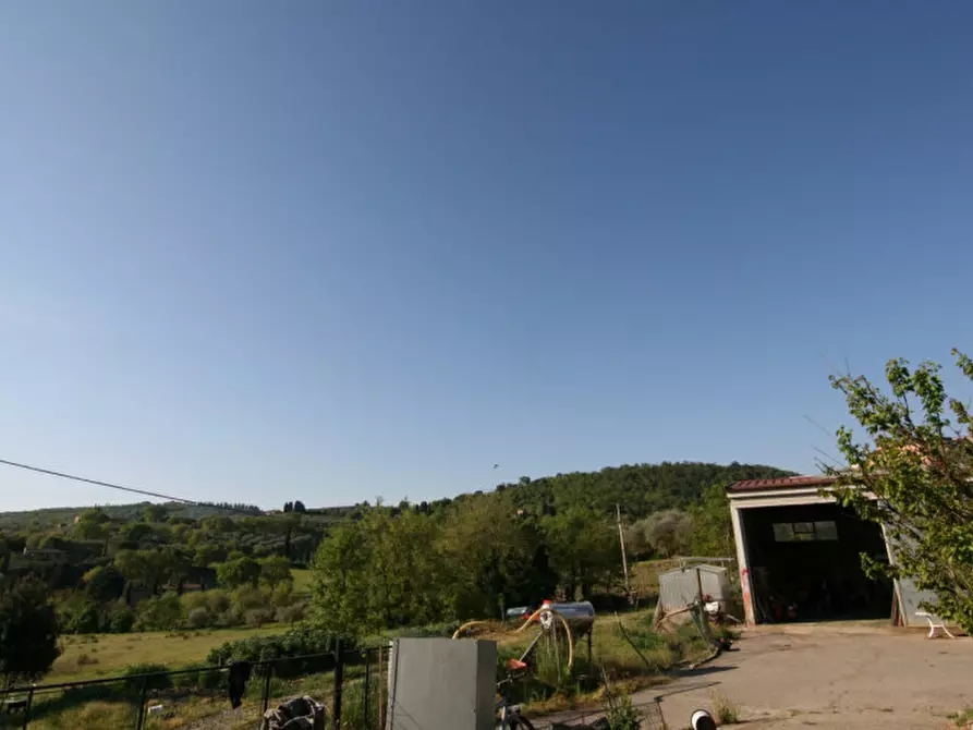 Immagine 14 di Villa in vendita  a Sinalunga