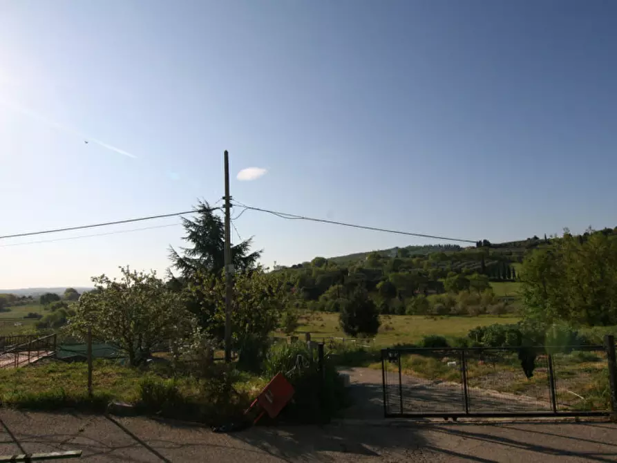 Immagine 16 di Villa in vendita  a Sinalunga