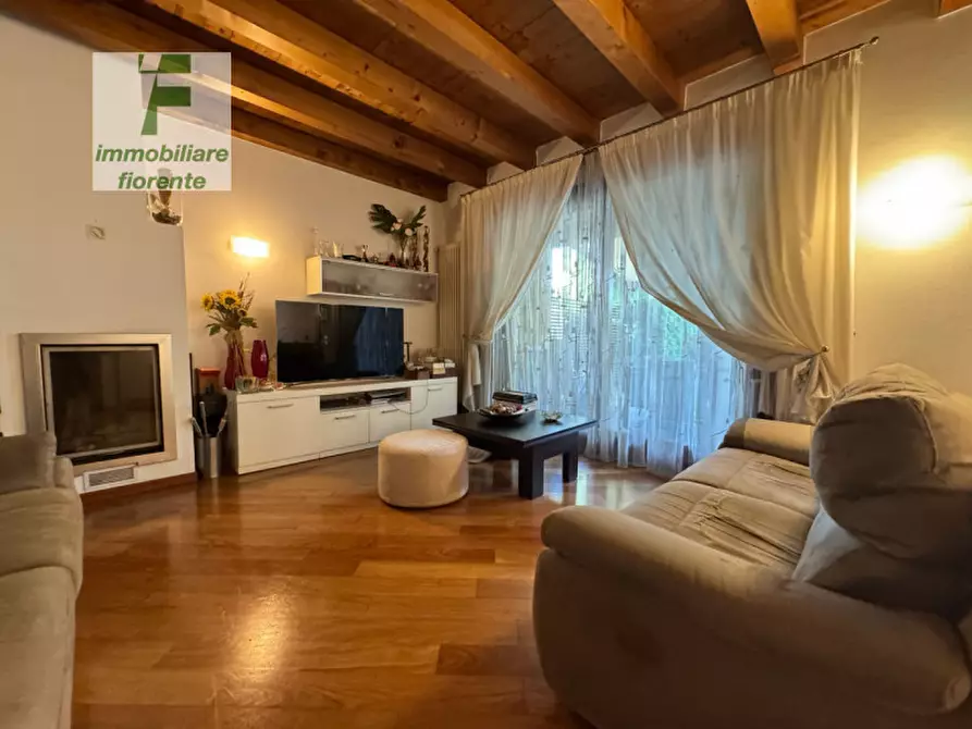 Immagine 1 di Villetta a schiera in vendita  in VIA MASCAGNI a Vigonza