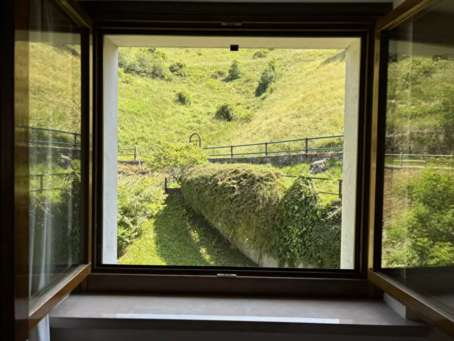 Immagine 15 di Villa in vendita  in Via Circonvallazione a Velo Veronese