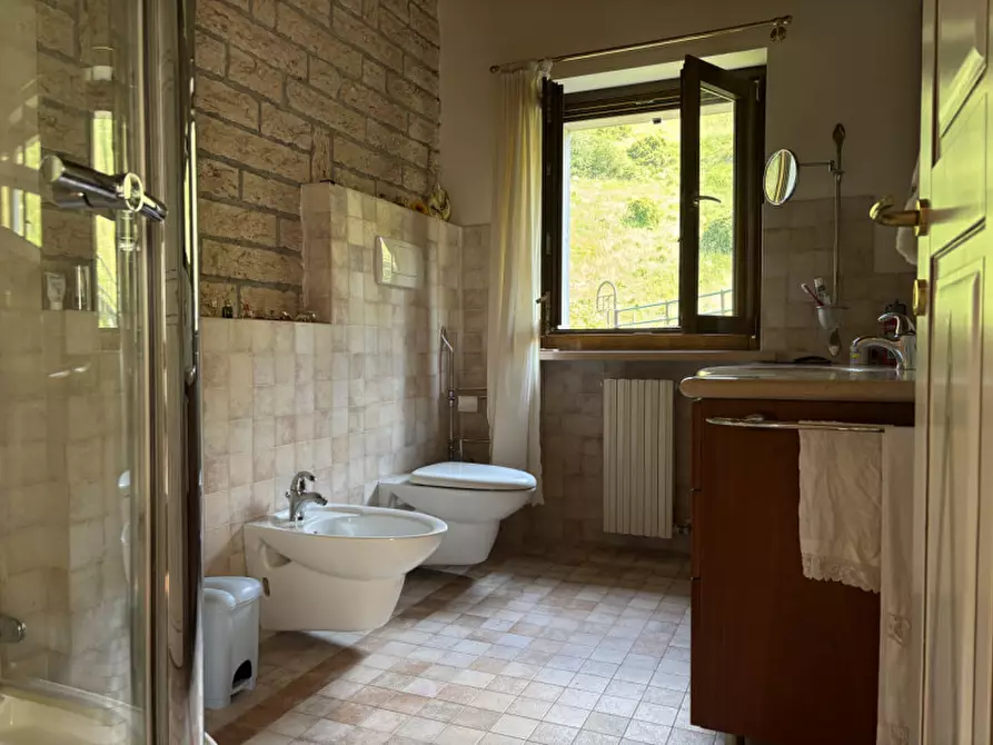 Immagine 25 di Villa in vendita  in Via Circonvallazione a Velo Veronese