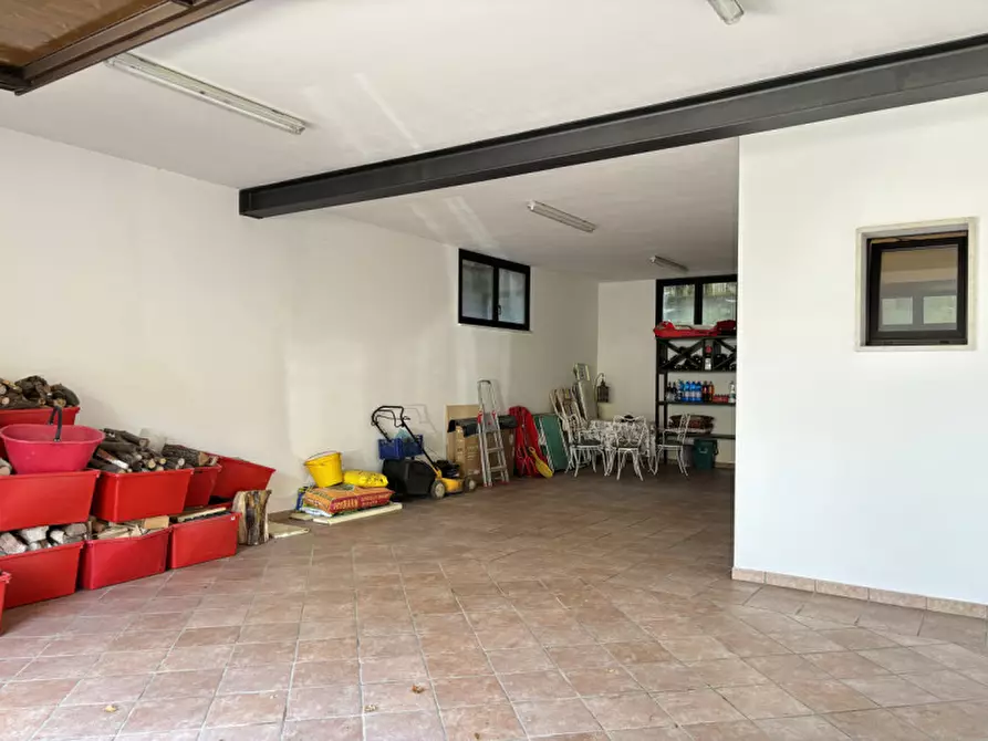 Immagine 28 di Villa in vendita  in Via Circonvallazione a Velo Veronese