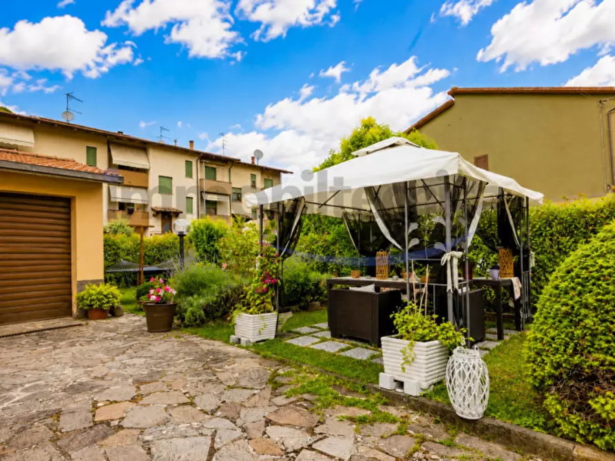 Immagine 6 di Casa bifamiliare in vendita  in Capolona a Capolona