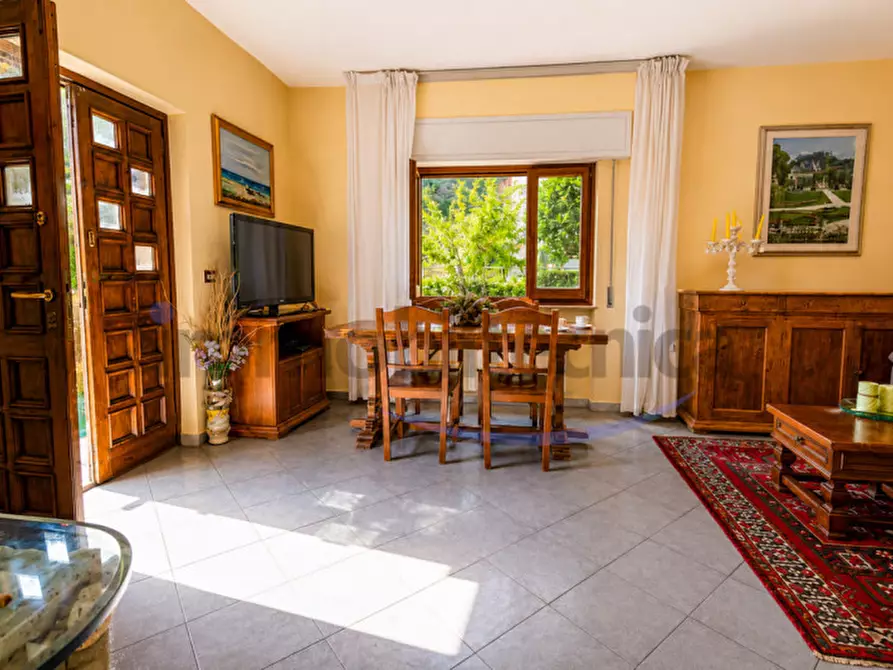 Immagine 9 di Casa bifamiliare in vendita  in Capolona a Capolona