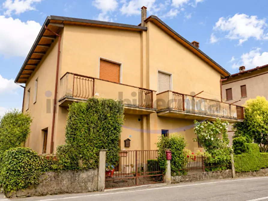 Immagine 37 di Casa bifamiliare in vendita  in Capolona a Capolona