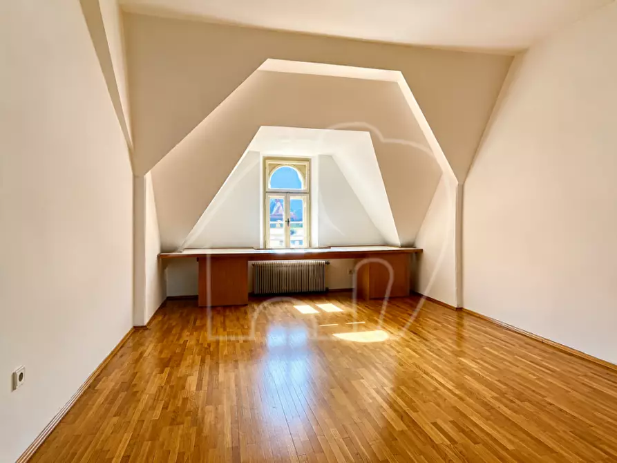 Immagine 2 di Appartamento in affitto  in Via Cassa di Risparmio - Sparkassenstraße a Bolzano