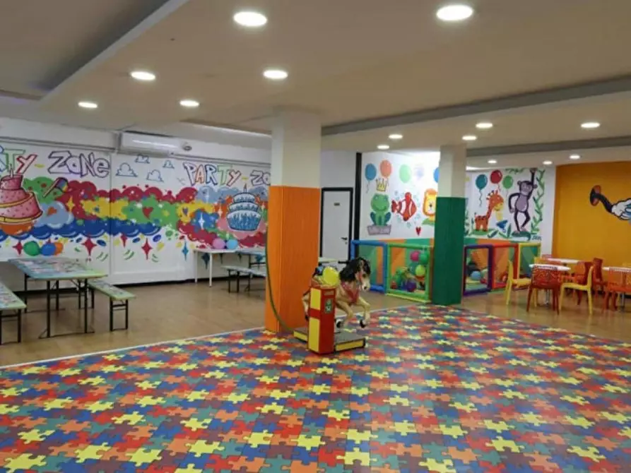 Immagine 1 di Attività commerciale in vendita  in VIA DEI TURRI a Scandicci