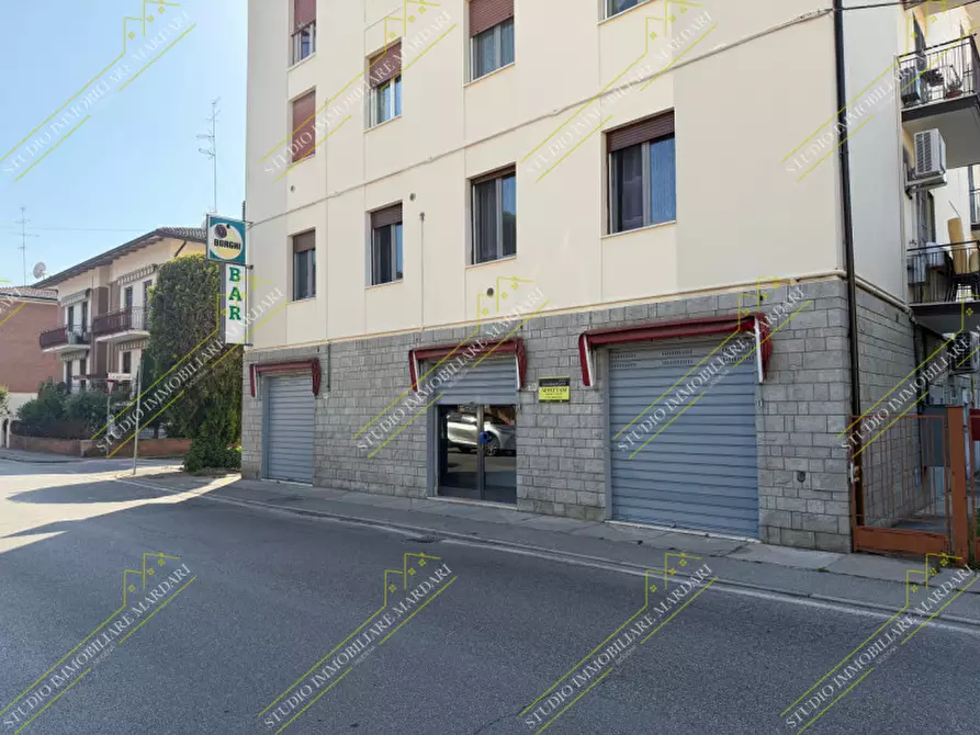 Immagine 1 di Attività commerciale in affitto  in Via Antonio Araldi 217 a Modena